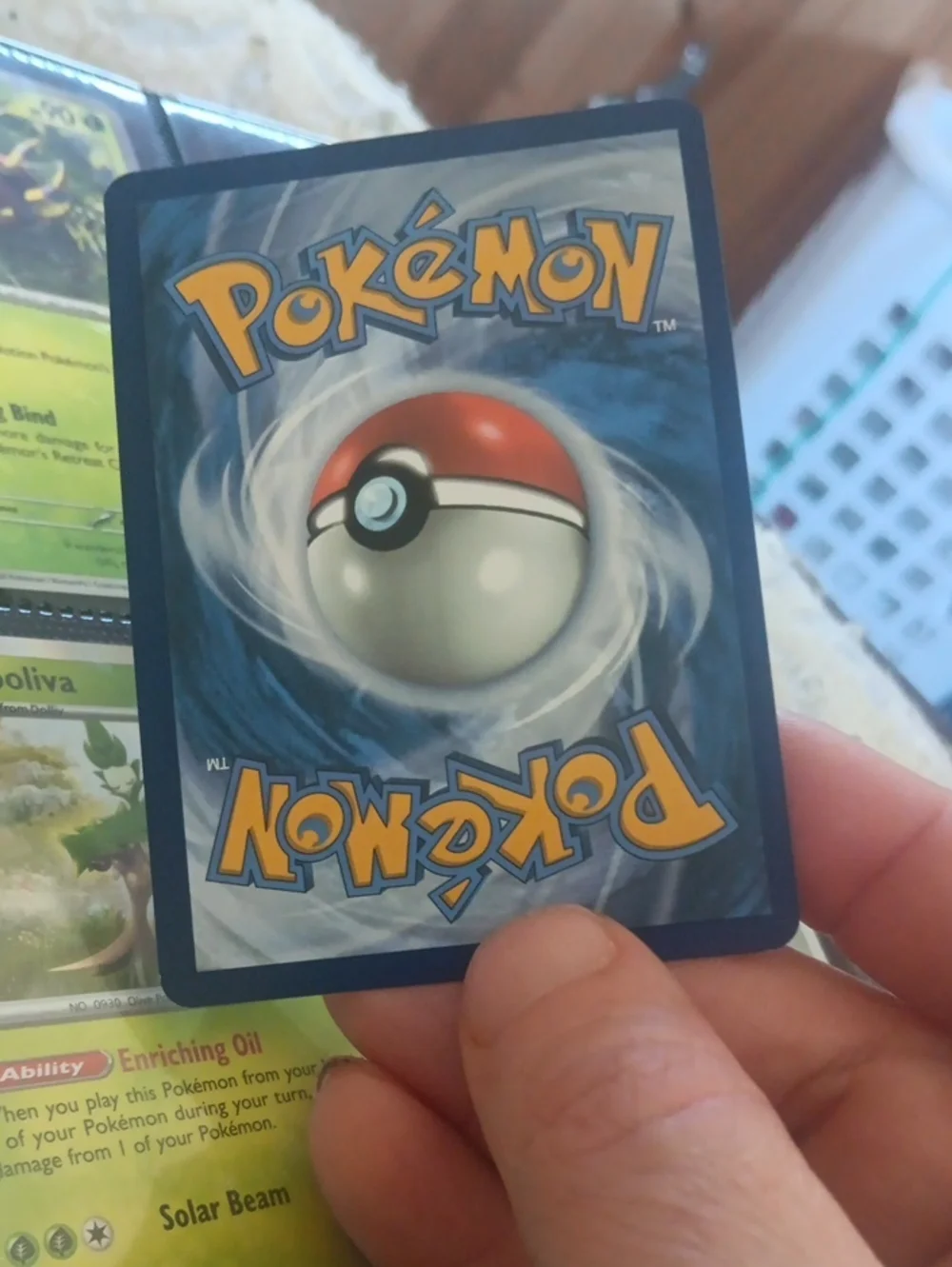 Pokemon Air Balloon Card - Red and Green Artwork